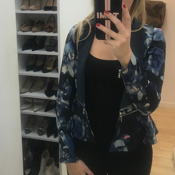 Rebecca Taylor Black & Blue Silk Floral Blazer Sz2 - Picture 2 of 9